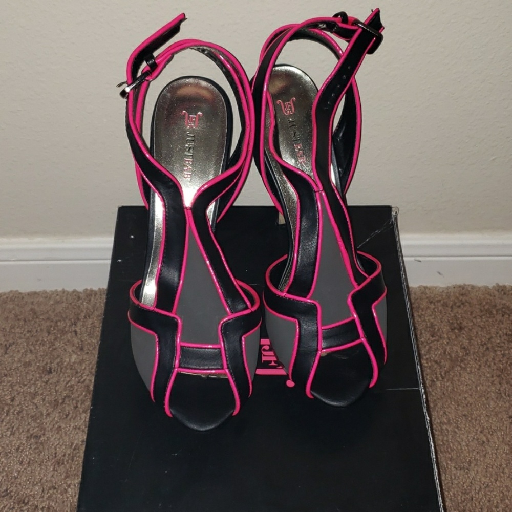 Black & Pink Heels
